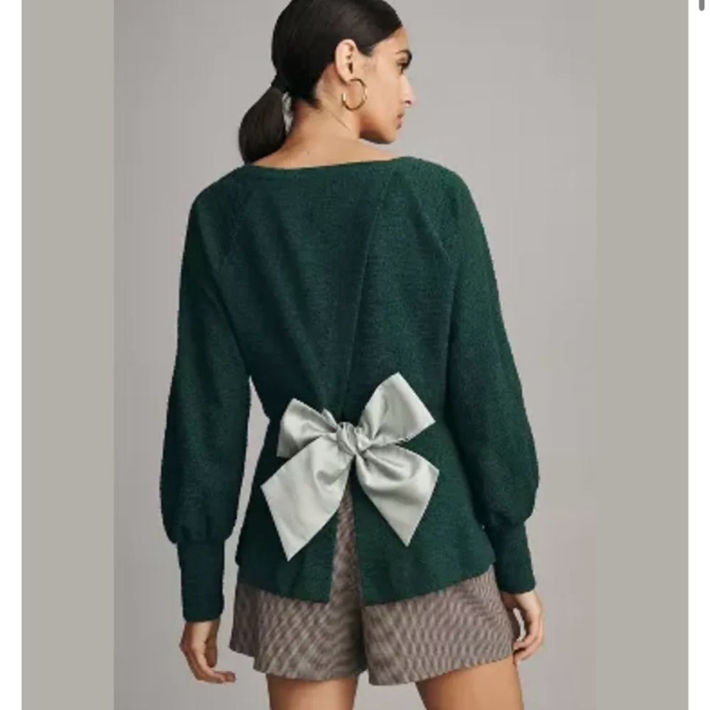 Anthropologie women’s back bow sweater in Holly green XL